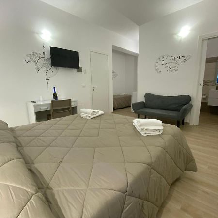 In Centro Rooms Vicino Cefalu Self-Chek-In 캄포펠리체 디 로첼라 외부 사진