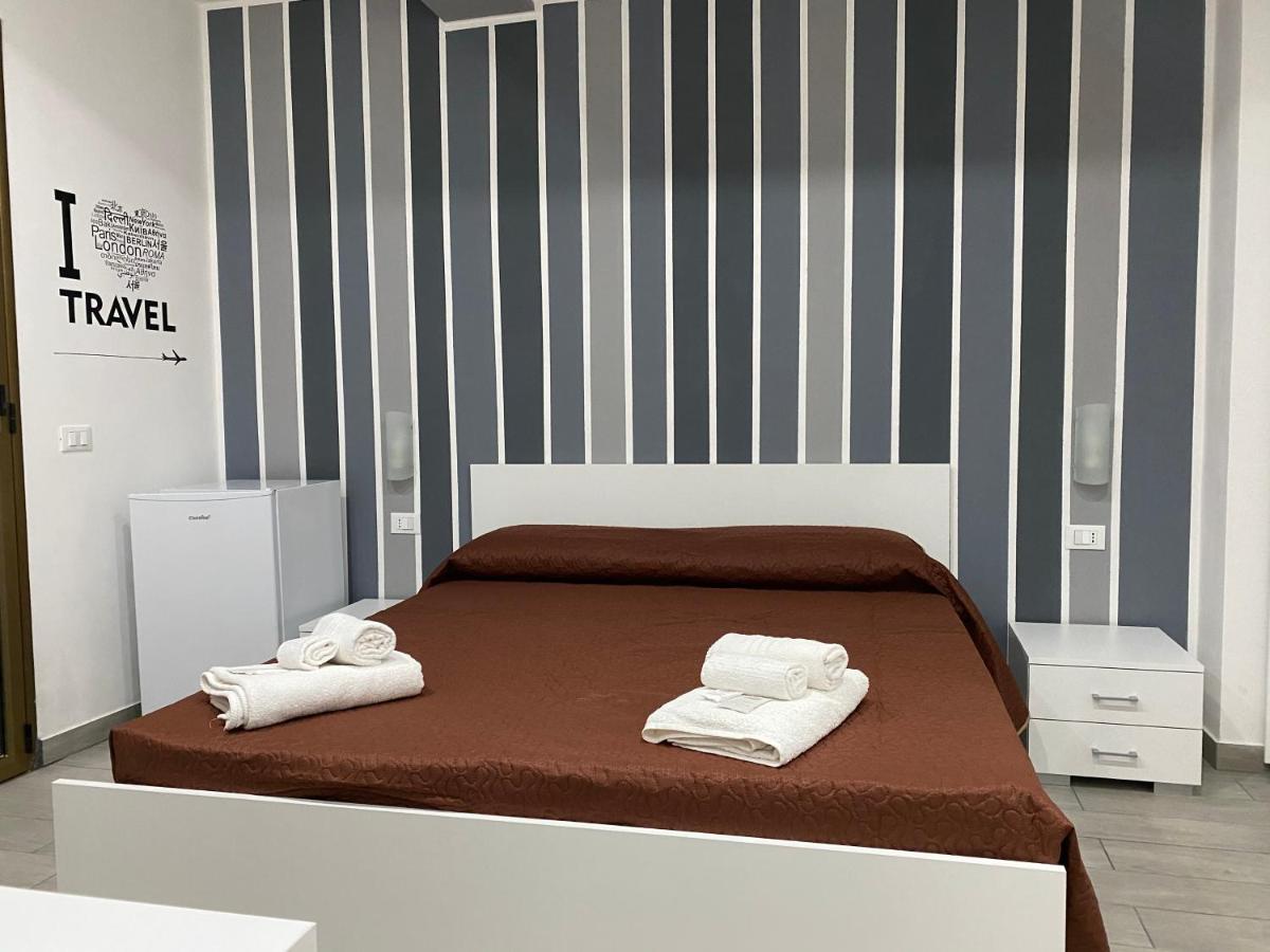 In Centro Rooms Vicino Cefalu Self-Chek-In 캄포펠리체 디 로첼라 외부 사진